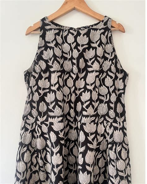 Dresses & Kurtas – Pilgrim