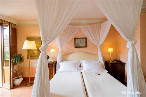 CAMPO REGIO RELAIS (Siena) - Hotel Reviews, Photos, Rate Comparison ...