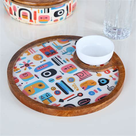 Round Wooden Serving Platter with Bowl (Brown) – Nilkamal Homes