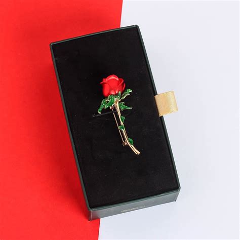 Red Rose Brooch