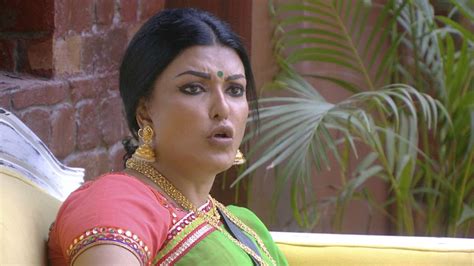 'Bigg Boss 13' October 13, 2019 'Weekend Ka Vaar' Written Update ...