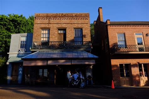 MARK TWAIN GUEST HOUSE (Natchez) - Guesthouse Reviews & Photos ...