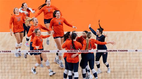 Auburn Volleyball seals dramatic series sweep over Texas A&M - Auburn ...