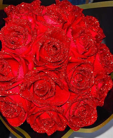 Red Glitter Roses in Annapolis, MD | Bloom Luxury Box