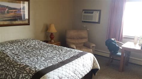 SHAMROCK INN (Hutchinson) - Hotel Reviews & Photos - Tripadvisor