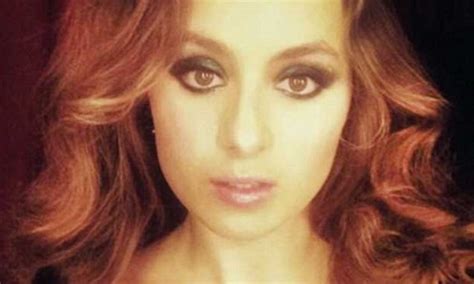 Rowan Atkinson Daughter Lily 的图像结果