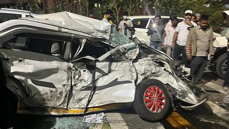 Pune-Bengaluru highway accident: Truck crashes into 24 vehicles as ...