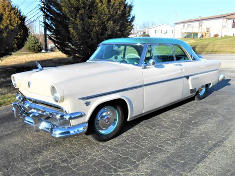 1954 Ford Crestline Victoria | Premier Auction