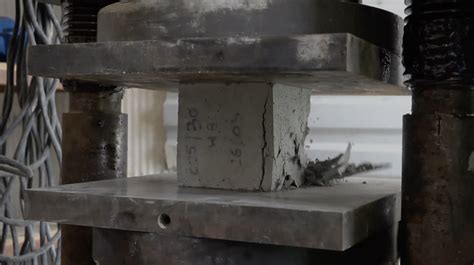 UK Concrete Strength Testing: Cube & Cylinder Methods Explained