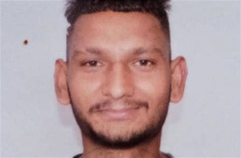 गली सड़ी हालत में मिले शव की हुई पहचान, मां-बाप का इकलौता बेटा था मृतक ...