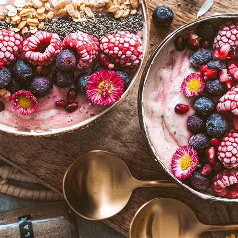 Blue Acai Bowl - Blue Smoothie Bowl Recipe