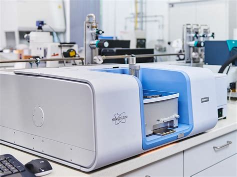 Fourier transformation IR spectroscopy made easy 📕