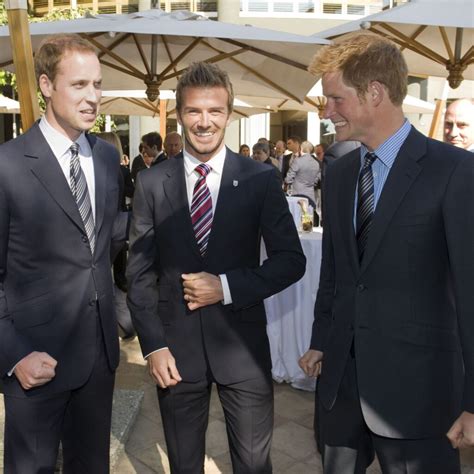 Body Language Sitting Open 的图像结果