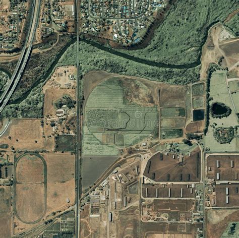 Town Overhead View 的图像结果