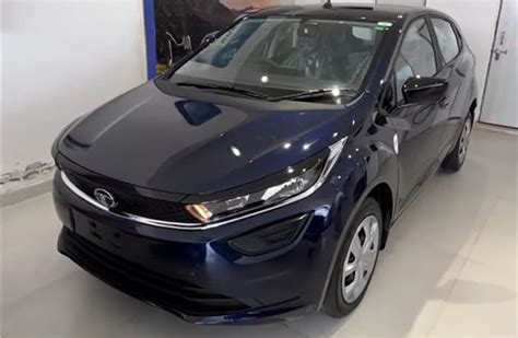 Tata Altroz XM, XM(S) launched | Autocar Professional