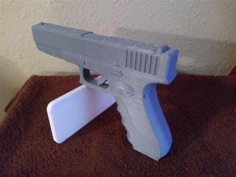 3d printed Glock 17 9mm hand gun prop gun 3d model | Etsy