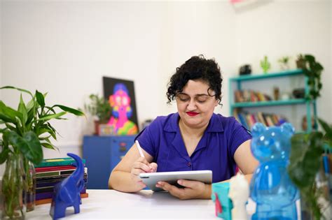 Three artists create immersive, digital works of art on iPad Pro ...