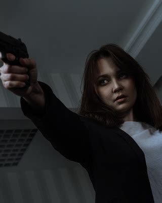 Download wallpaper girl, gun, Oleg Gritsun, Yana Frolova, section ...