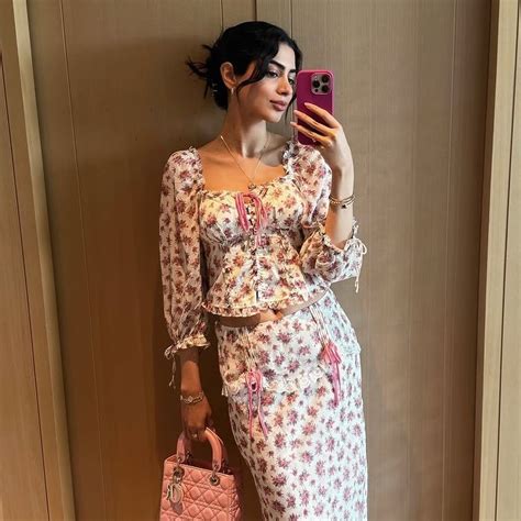 Athiya Shetty styled her baby bump in a series of looks from Sandro ...
