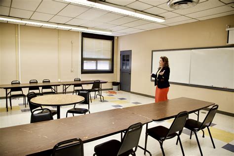 Alpine ISD School Board signs resolution urging lawmakers to increase ...