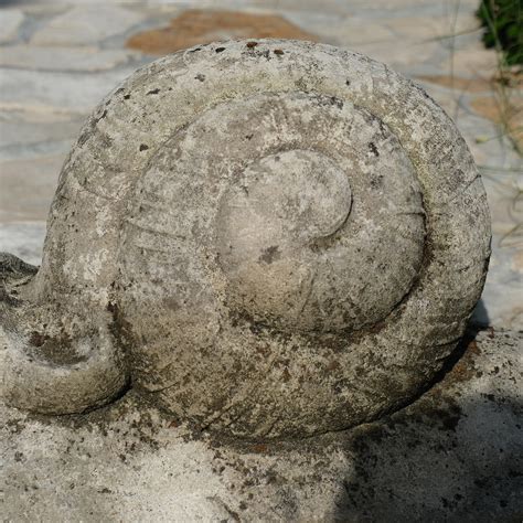 Minecraft Snail Statue Tutorial 的图像结果