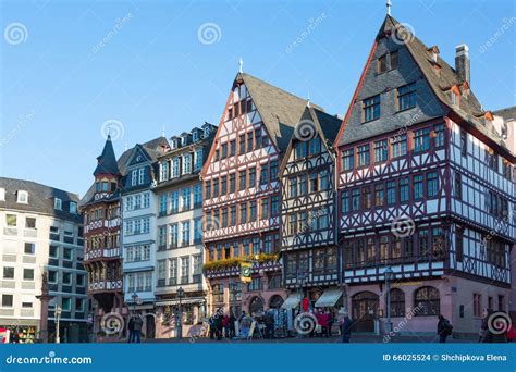 People on Roemerberg Square in Frankfurt, Germany Editorial Stock Image - Image of hall, history ...