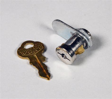 Gerber Lock Picking Tutorial 的图像结果