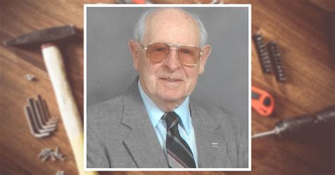 Obituary | Louis McDermott of Dyersville, Iowa | Reiff Funeral Home