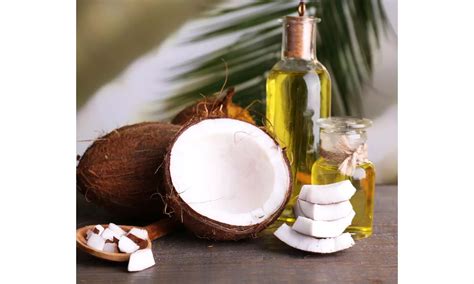 Health & Glow in One: 7 Benefits of Coconut