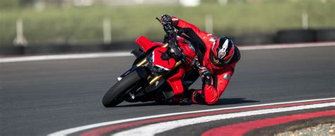 Ducati Streetfighter V4 MY25 – High-Performance Naked Motorcycle