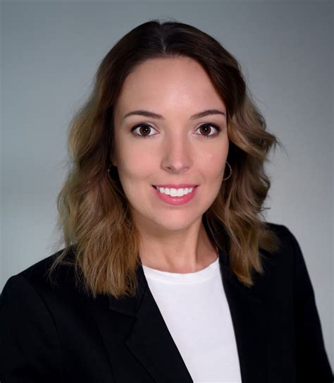 Inspired by mentors, this employee works to help other women succeed | Williams Companies