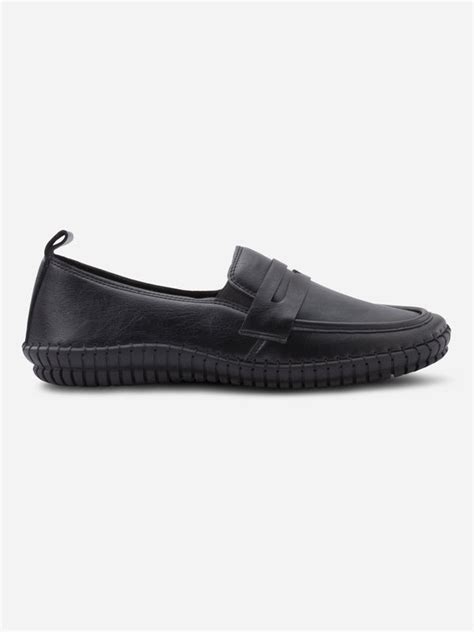 Buy Casual Shoes for Women Online at Affordable Price