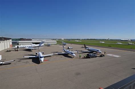 About Us | Fargo Jet Center, Premier Jet Center, Exclusive Aircraft Sales