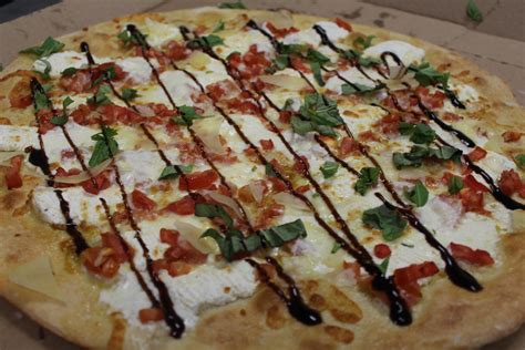 Cooks Window Pizza | Pizza, Salads, Subs, Wraps, Calzones, Pasta ...