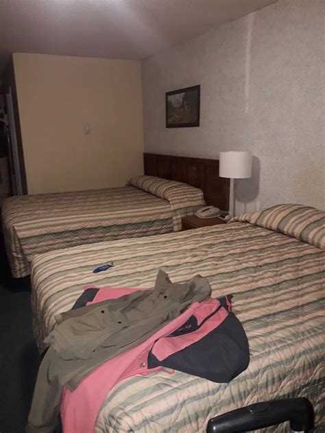 SLEEP INN MOTEL (St. Albert, Alberta) - Specialty Hotel Reviews, Photos ...