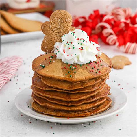 Christmas Pancakes - christmasonadime.com