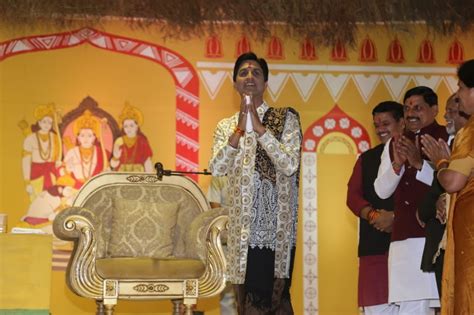 Questions were raised on the story of Dr. Kumar Vishwas, then Lord Shri ...