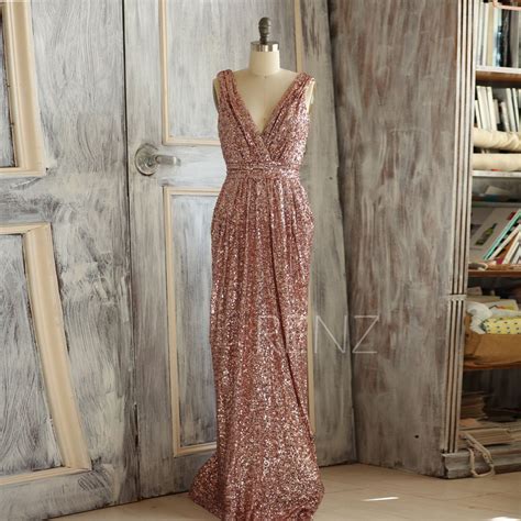 50+ Beautiful Rose Gold Wedding Ideas | Emmaline Bride | Wedding dress sequin, Gold bridesmaid ...