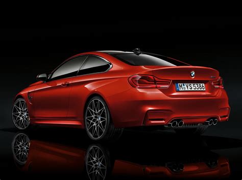2018 BMW M4 Facelift Coupe and Cabrio Hit the Track in Official Videos - autoevolution