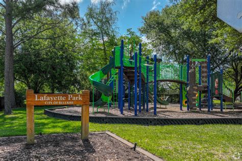 About Meyerland Area | Schools, Demographics, Things to Do - Homes.com