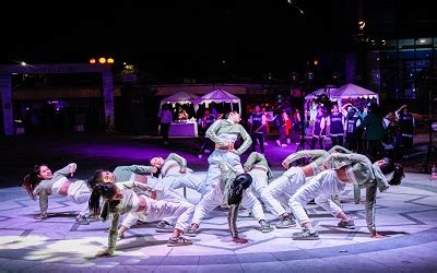 ISBF | Top Private College for Economics & Finance