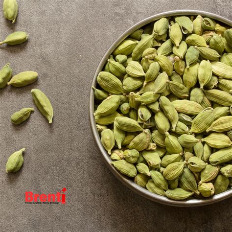 Premium Kashmiri Elaichi (Green Cardamom) 25 Grams – BrentiFoods
