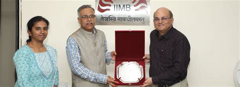 Bloomberg | Center of Capital Market & Risk Management