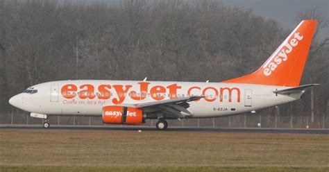 easyJet Passenger Escorted Off Plane For Asking 'Where To Put Bags'