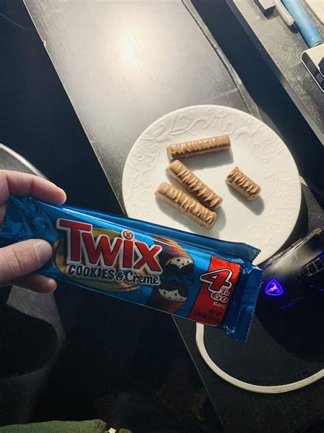 Cookies n cream Twix are pretty good : r/IsCrashAlive