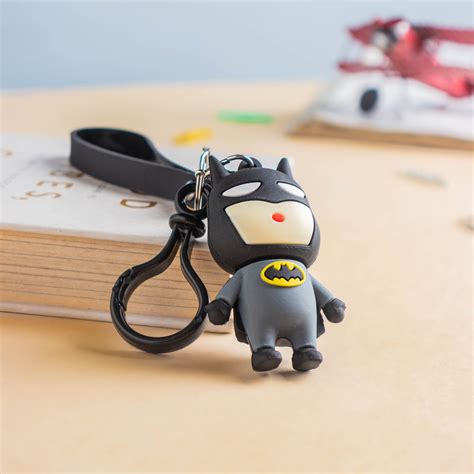 Batman Keychain Online - Premium Keychain | Nestasia