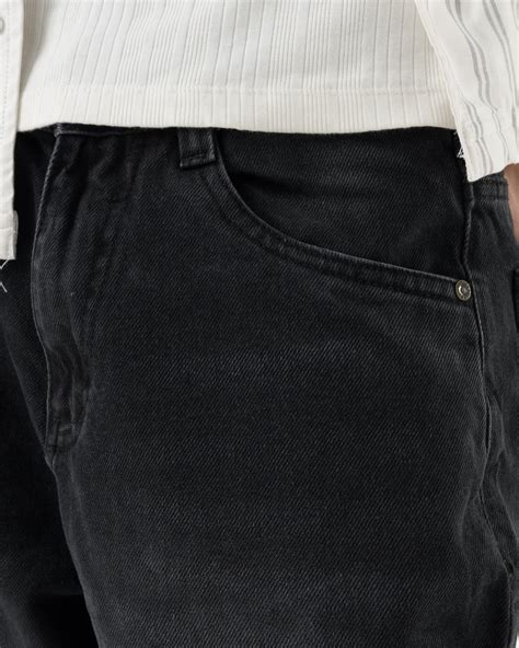 Straight Fit Jeans (Ice Black) – untld.in