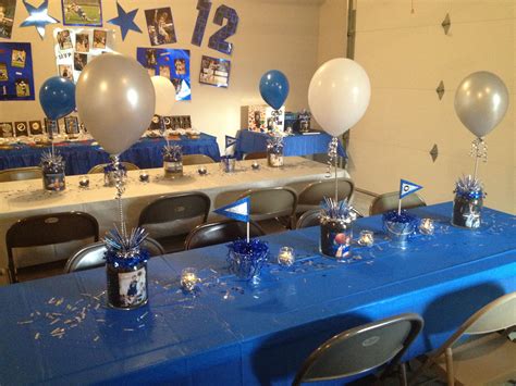 Graduation party table | College graduation parties, Graduation party ...