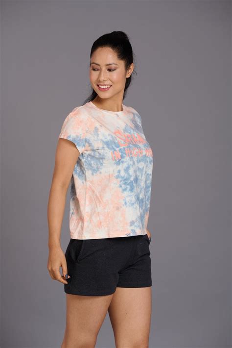 Satin in High Heel Printed Orange Oversized T-Shirt for Women - Go Devil