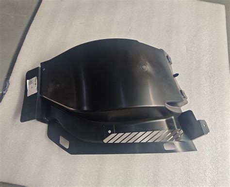 Original Car Front Wheel Housing Liner for Maxus Accessories Wholesale C00076598 - Wheel Housing ...